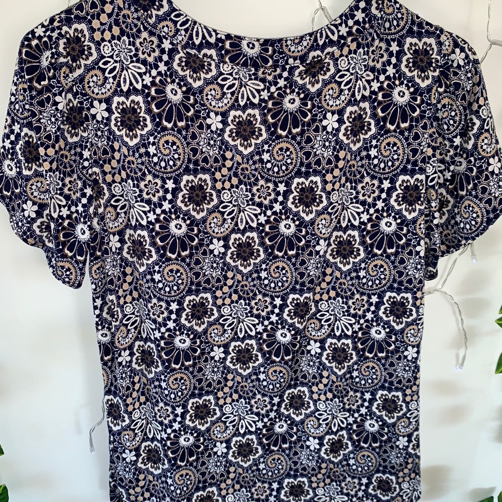 Blouse - Picture 2 of 2